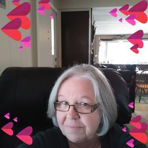 Meet your Posher, Catherine